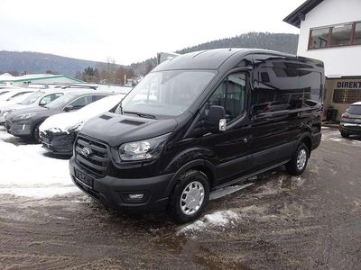 Gebraucht Ford Transit Trend 170 PS (125 kW) 2023 Obsidianschwarz metallic Van / Kleinbus