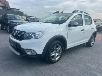 Gebraucht Dacia Sandero Prestige 90 PS (66 kW) 2019 Weiß Limousine