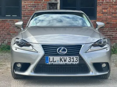 Gebraucht Lexus IS300 Luxury Line 223 PS (164 kW) 2016 Grau Limousine