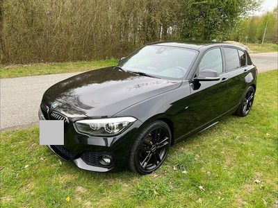 Usata BMW 120 M Sport 190 CV (139 kW) 2017 Nero Utilitaria