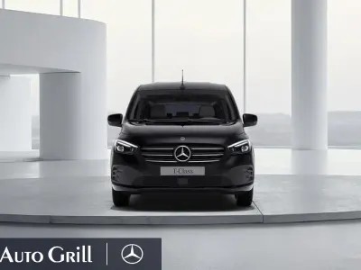 Gebraucht Mercedes T180 Progressive 131 PS (96 kW) 2025 Loparitschwarz metallic Van / Kleinbus