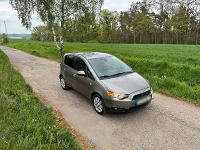 Occasion Mitsubishi Colt 70 PK (51 kW) 2012 Grijs Hatchback