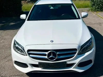 Gebraucht Mercedes C220 170 PS (125 kW) 2015 Weiß Kombi