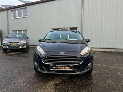 Pantherschwarz metallic Gebraucht 2015 Ford Fiesta Trend Kleinwagen | 6.450 € (Fairer Preis)