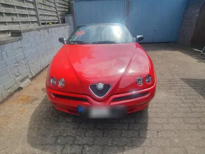 Gebraucht Alfa Romeo Spider 130 PS (95 kW) 1998 Rot Cabrio