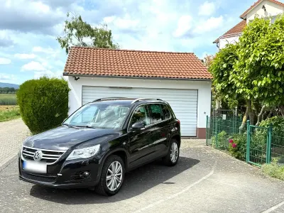 Gebraucht VW Tiguan Team 140 PS (102 kW) 2010 Schwarz SUV