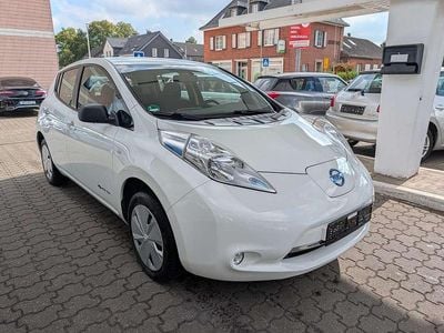 Gebraucht Nissan Leaf Visia 80 kW (109 PS) 2017 Weiß Kleinwagen