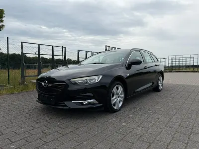 Gebraucht Opel Insignia Edition 136 PS (100 kW) 2017 Schwarz Kombi