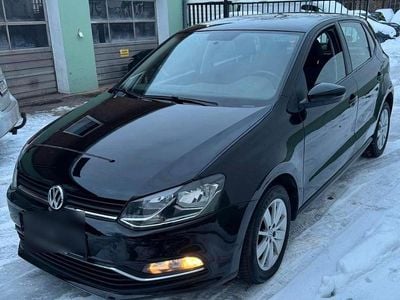 Gebraucht VW Polo Comfortline 75 PS (55 kW) 2015 Schwarz Kleinwagen