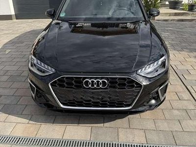 Gebraucht Audi A4 S-Line 150 PS (110 kW) 2024 Schwarz Kombi