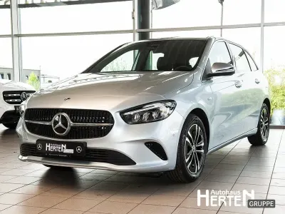 Gebraucht Mercedes B250e Progressive 163 PS (119 kW) 2025 Grau Kleinwagen