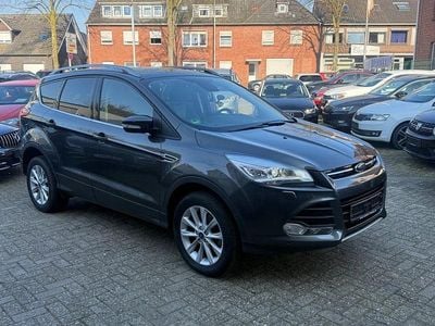 Gebraucht Ford Kuga Titanium 150 PS (110 kW) 2015 Schwarz SUV