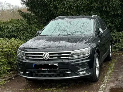 Gebraucht VW Tiguan Allspace 179 PS (131 kW) 2018 Schwarz SUV