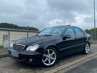 Usata Mercedes C320 Sport Edition 218 CV (160 kW) 2004 Nero Berlina