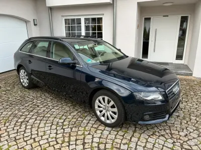 Gebraucht Audi A4 Ambiente 211 PS (155 kW) 2010 Blau Kombi