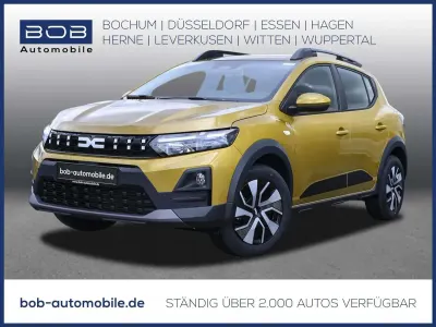 Gebraucht Dacia Sandero Expression 110 PS (80 kW) 2026 Amber yellow Limousine