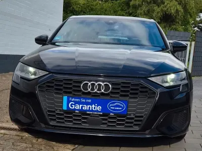Gebraucht Audi A3 Basis 150 PS (110 kW) 2022 Schwarz Limousine