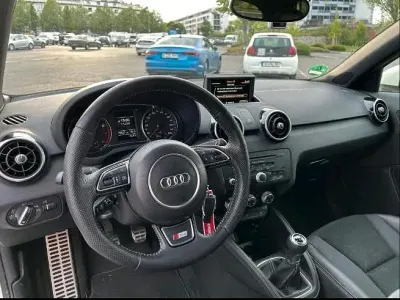 Gebraucht Audi A1 S-Line 122 PS (89 kW) 2014 Weiß Kleinwagen