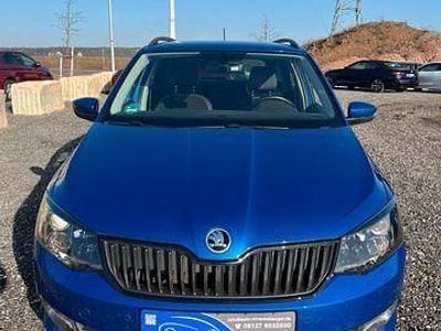 Gebraucht Skoda Fabia Joy 90 PS (66 kW) 2016 Blaukeine angabe Kombi