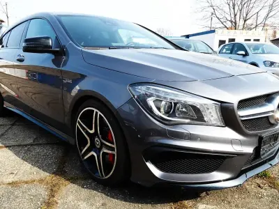 Usado Mercedes CLA45 AMG AMG 381 HP (280 kW) 2016 Cinzento Sedan