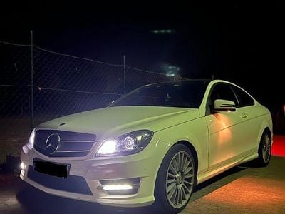 Usata Mercedes C220 AMG line 170 CV (125 kW) 2013 Bianco Coupé
