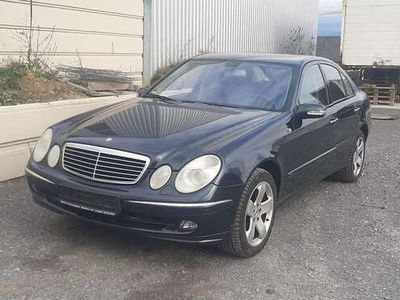 Mercedes E320