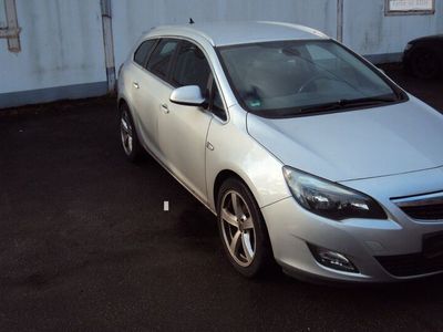 gebraucht Opel Astra Sports Tourer Sport--Navi-18 Alufelgen-