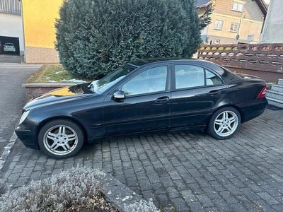 Gebraucht Mercedes C180 143 PS (105 kW) 2002 Schwarz Limousine