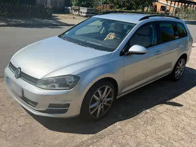 Gebraucht VW Golf VII 104 PS (76 kW) 2014 Silber Kombi