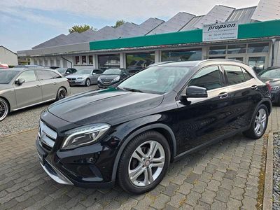 Mercedes GLA220