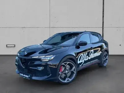 Gebraucht Alfa Romeo Junior Veloce 207 kW (282 PS) 2025 Schwarz SUV
