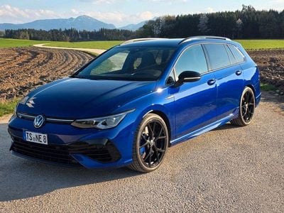 Usata VW Golf VIII R 320 CV (235 kW) 2023 Blu Station wagon