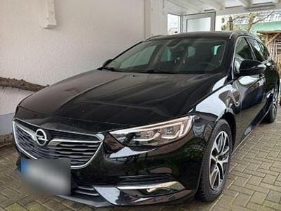 Gebraucht Opel Insignia Business 165 PS (121 kW) 2017 Schwarz Kombi