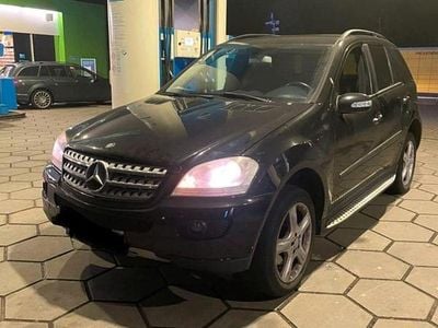 Mercedes 320
