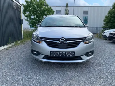 Gebraucht Opel Zafira Edition 170 PS (125 kW) 2018 Silber Van / Kleinbus