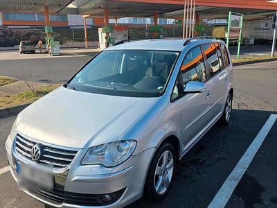 Gebraucht VW Touran 140 PS (102 kW) 2007 Silber Van / Kleinbus