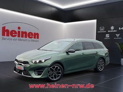 Grün Neu 2025 Kia Ceed Sportswagon GT-Line Kombi | 30.280 €