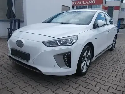 Gebraucht Hyundai Ioniq GO! 88 kW (120 PS) 2019 Polar white / sol Kleinwagen