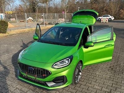 Grün Gebraucht 2022 Ford Fiesta ST Limousine | 22.000 € (Fairer Preis)