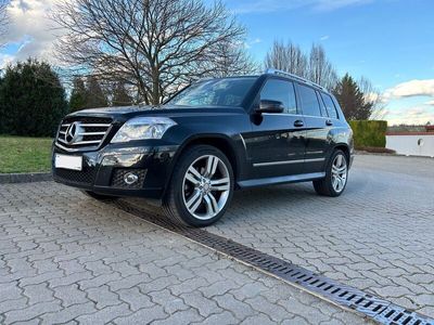 gebraucht Mercedes GLK300 4MATIC - 1.Hand,Navi,20Zoll,Bi-Xenon,AHK