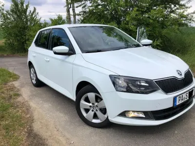 Gebraucht Skoda Fabia Ambition 90 PS (66 kW) 2015 Weiß Limousine