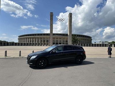 Gebraucht Mercedes R500 387 PS (284 kW) 2013 Schwarz Van / Kleinbus