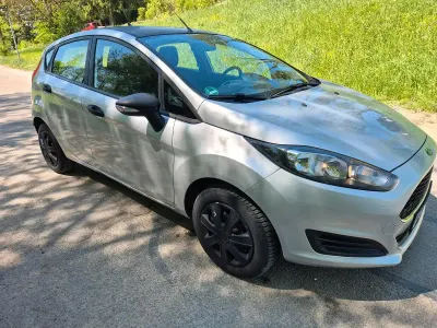 Używany Ford Fiesta 60 KM (44 kW) 2016 Szary Hatchback