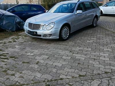 Mercedes E280
