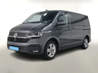 Gebraucht VW Multivan 204 PS (150 kW) 2022 Grau metallic Van / Kleinbus
