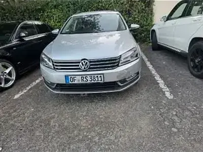 Gebraucht VW Passat Highline 122 PS (89 kW) 2011 Silber Kombi