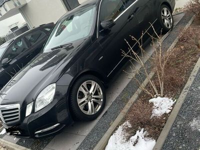 gebraucht Mercedes E250 Avantgarde - 89.500 KM !