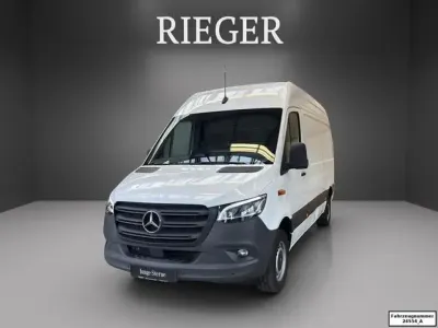 Gebraucht Mercedes Sprinter 170 PS (125 kW) 2024 Arktikweiß Van