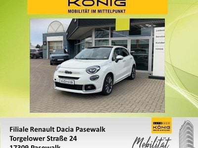 Second-hand Fiat 500X Dolcevita 131 CP (96 kW) 2023 Alb SUV