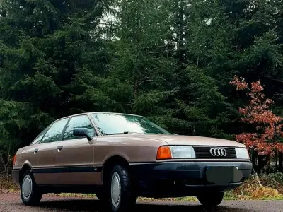 Gebraucht Audi 80 88 PS (64 kW) 1988 Violet Limousine